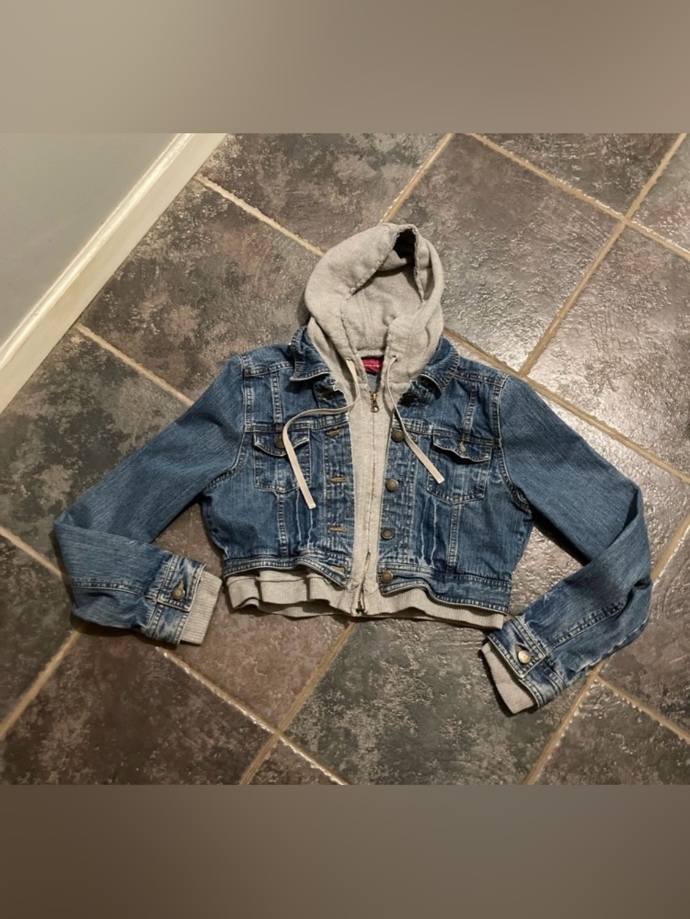 SO Cropped Denim Jacket with Attached Grey Hoodie Girls Size XL